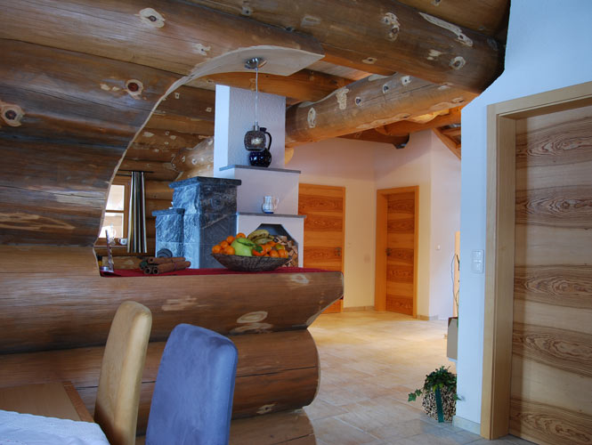 Naturstammhaus